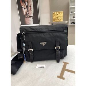 Prada Women Pre-Loved Bag Very Good Condition